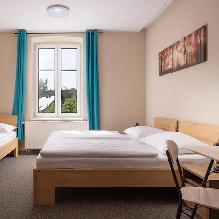 Praded Thamm Hostel Zlate Hory