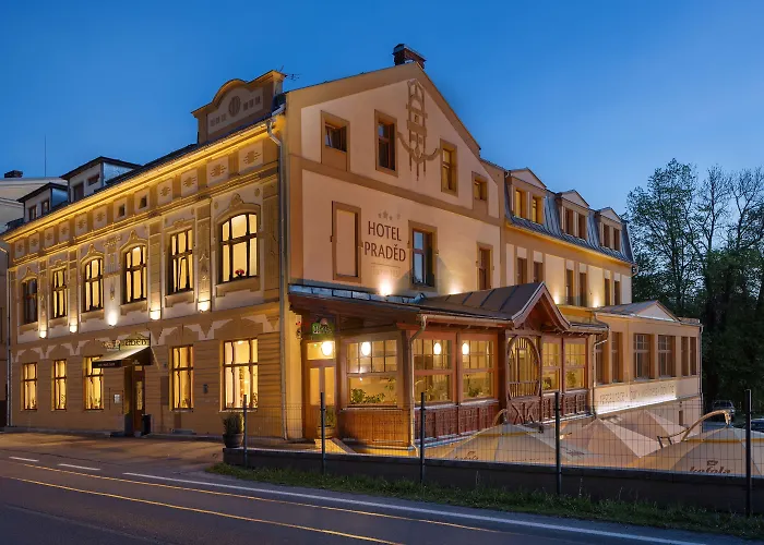 Praded Thamm Auberge de jeunesse *